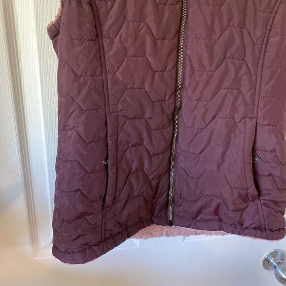 Free Country Quilted Vest Women’s Size S Small Purple Faux Fur Reversible - Picture 4 of 15